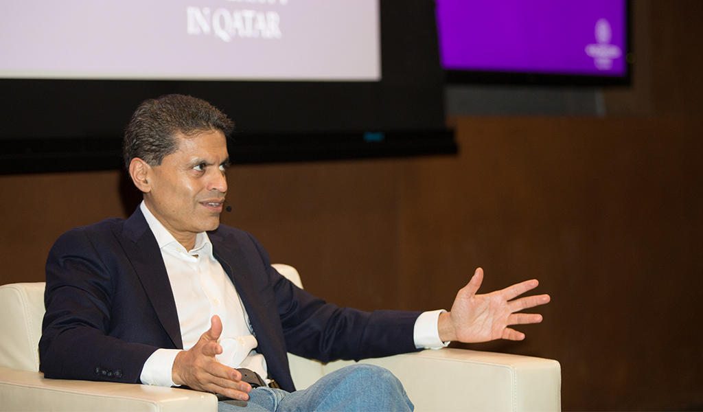 CNN’s Fareed Zakaria, during a visit to Northwestern University in Qatar, discussed implications of a post-fact world, fake news, and the role of social media in shaping opinions and influencing news consumption.