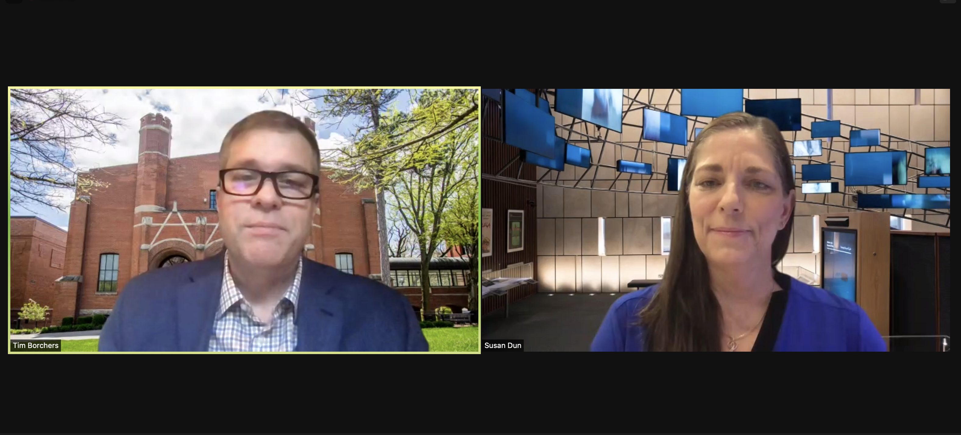 Persuasion scholar Tim Borchers (left) discussed theories of persuasion and the relationship between persuasive messages, culture, and media, in a conversation with Professor Susan Dun.