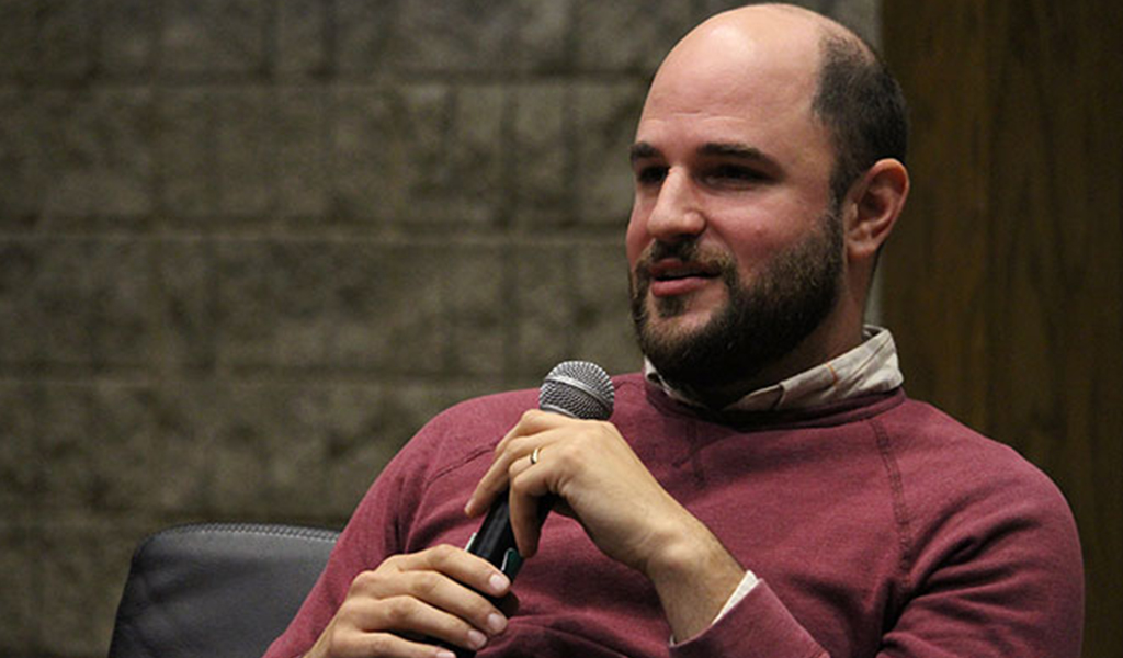 Jordan Horowitz, best known for producing the Academy-winning musical comedy-drama La La Land, addresses NU-Q's incoming class at their Convocation Ceremony.